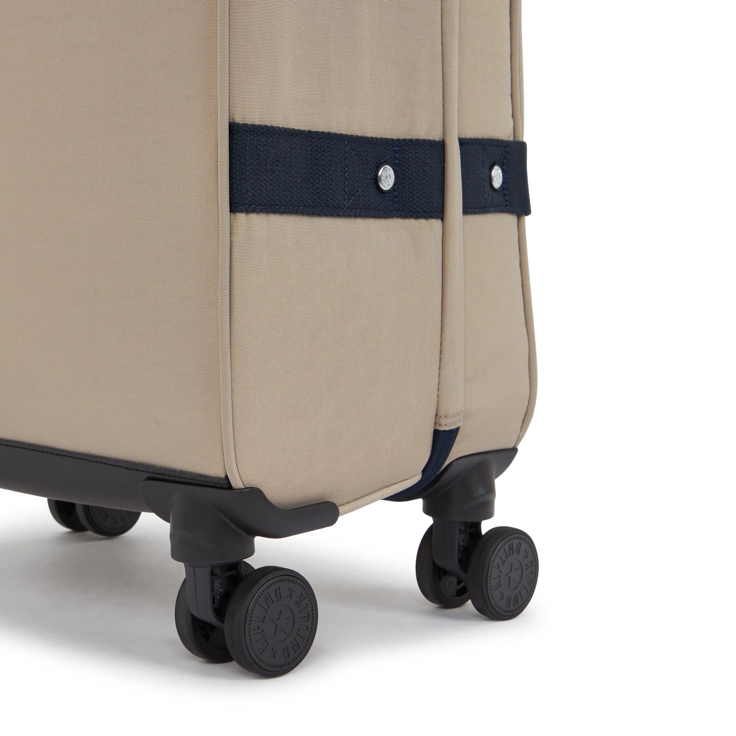 Spontaneous Medium Rolling Luggage - Image 6